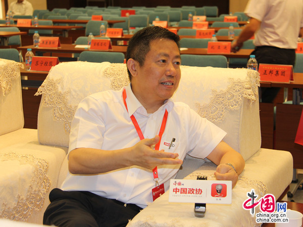 红豆为甚么赢？看周氏三代从手任务坊到国际规划